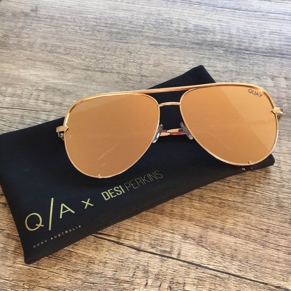 Quay Q/A x DESI PERKINS GOLD AVIATOR SUNGLASSES